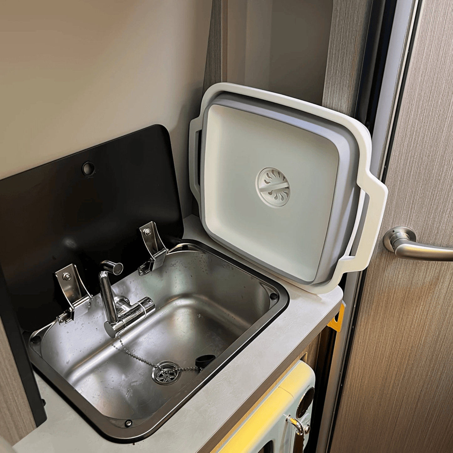 9L Collapsible Wash Basin Sink with Drain, Multipurpose, Available in Multiple Colours